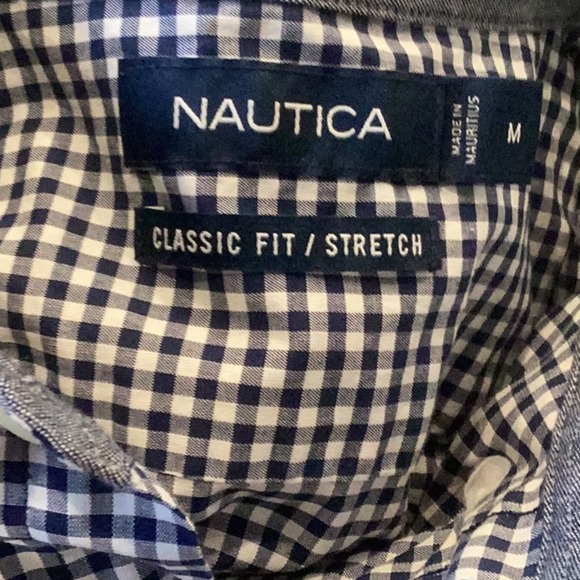 Nautica Men’s Med. Blue Check Button Down Shirt In Excellent Preowned Condition - Picture 4 of 6